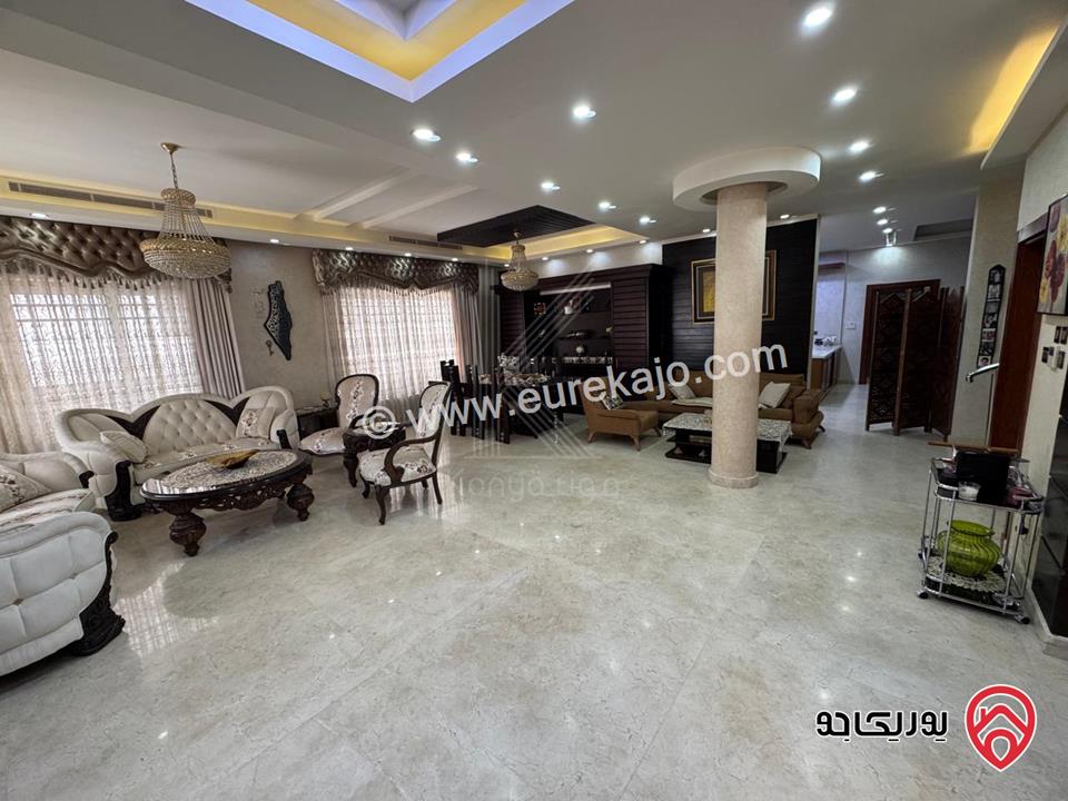 فيلا فاخرة مستقلة مساحة 610م على ارض 814م للبيع في عمان - البنيات