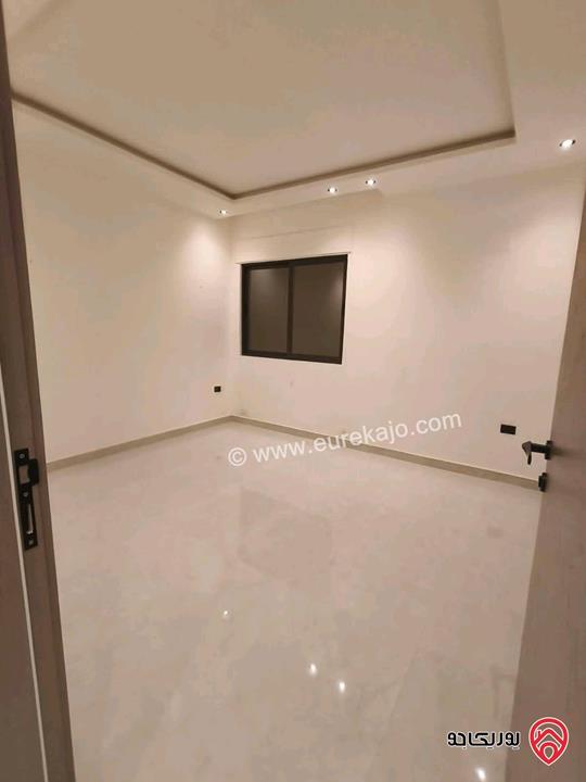 شقة فارغة طابق أول مساحة 160م للايجار في عمان - البنيات 