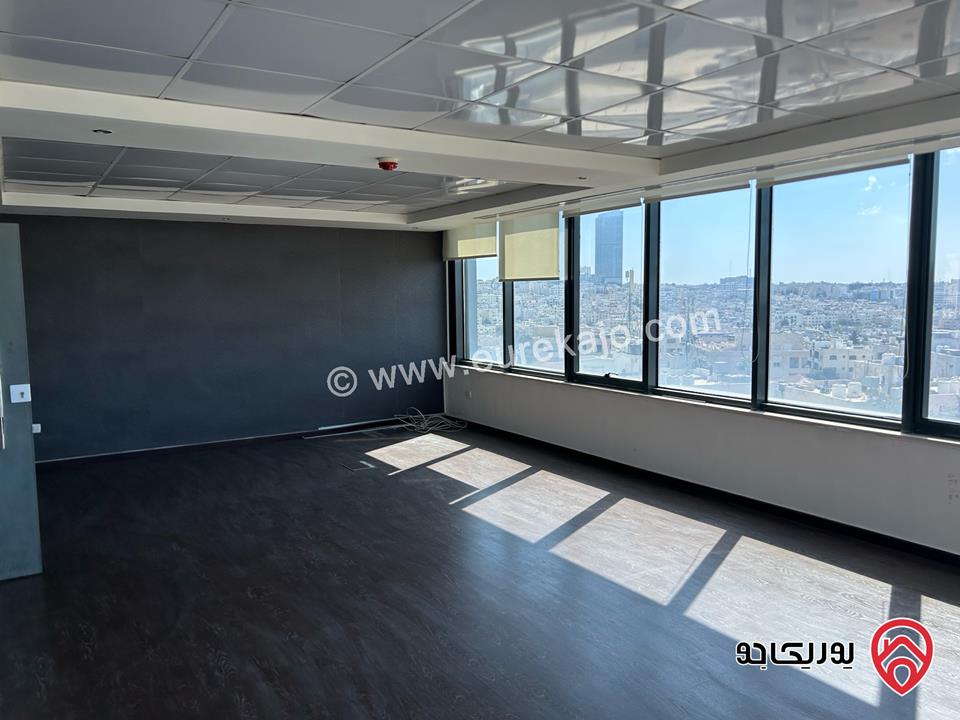 مكتب تجاري مساحة 165م للإيجار في عمان - السابع