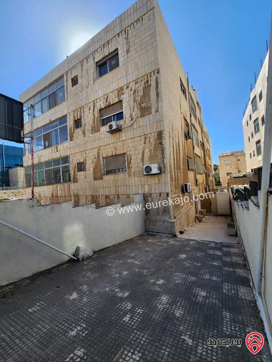 عمارة سكنية على أرض 1 دونم و 350م للبيع في عمان - جبل الحسين