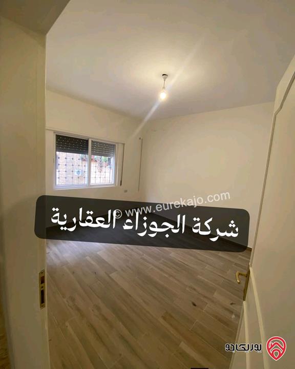 شقة فارغة طابق أول مساحة 125م للايجار في عمان - الذراع الغربي 