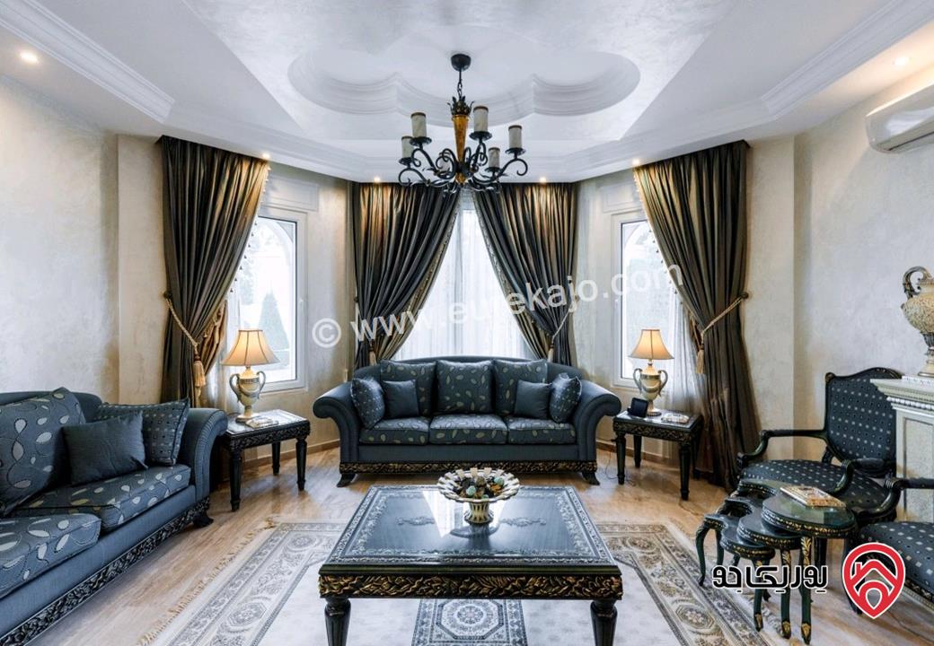 فيلا مساحة 981م على أرض 609م للبيع في عمان - دابوق قرب بوابة القصر