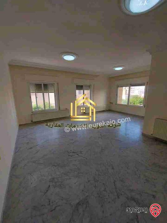 شقة فارغة طابق اول مساحة 170م للايجار في عمان - خلدا 