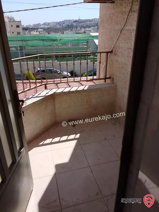 شقة مساحة 165م طابق أول للبيع أو للايجار في عمان - الجبيهة حي أم زويتينة مقابل مدارس الرواد 