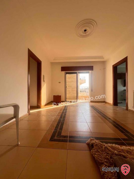 شقة مساحة 185م طابق ثالث للايجار في عمان - الرابية