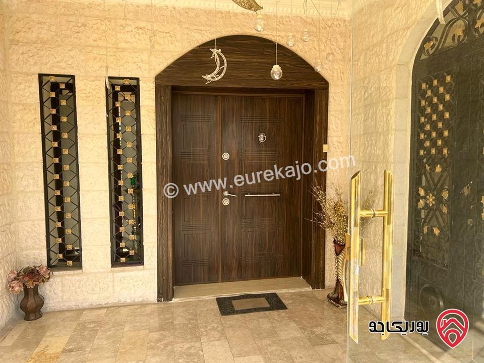 فيلا مساحة 650م على أرض 547م للبيع في عمان - طبربور عند مستشفى الملكة علياء