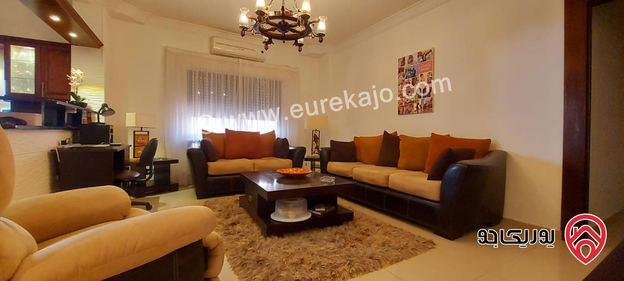 شقة مميزة طابق ثاني مساحة 192م للبيع في عمان - تلاع العلي