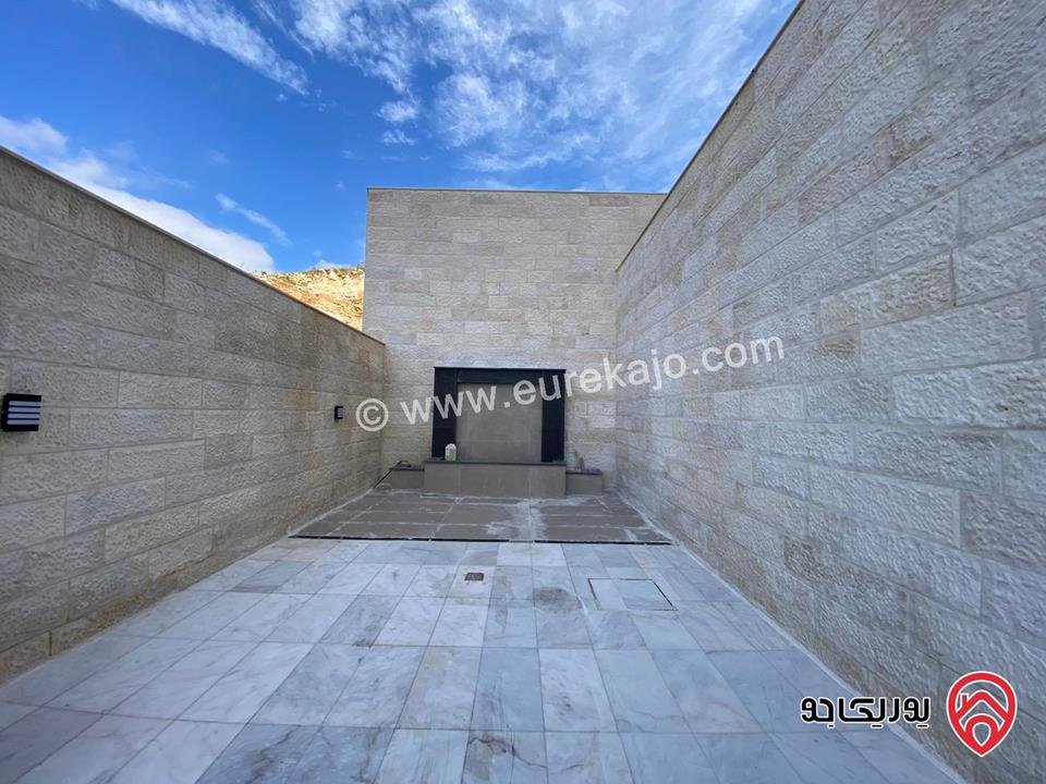 شقة سوبر ديلوكس شبه ارضي مساحة 200 م للبيع في خلدا