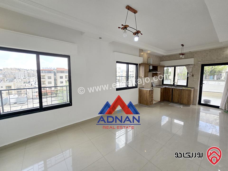 شقة مساحة 126 متر طابق اول للبيع في عمان - تلاع العلي قرب مطعم ورد 