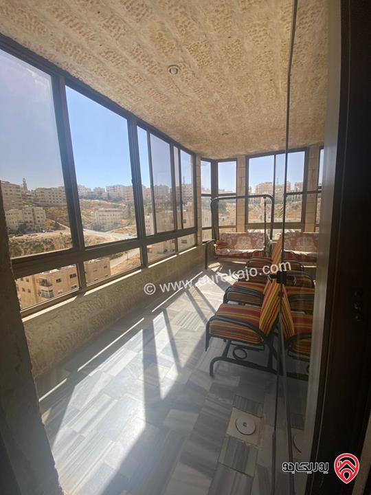 شقة طابق ثالث مع روف مساحة 300م للبيع في عمان - ضاحية الرشيد  