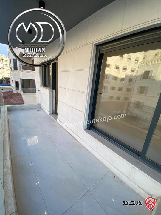 شقق دوبلكس جديدة للبيع في عمان - خلدا طابق أخير مع روف مساحات 240م & 300م مع تراسات تشطيبات ديكورات فاخرة اطلالة جميلة