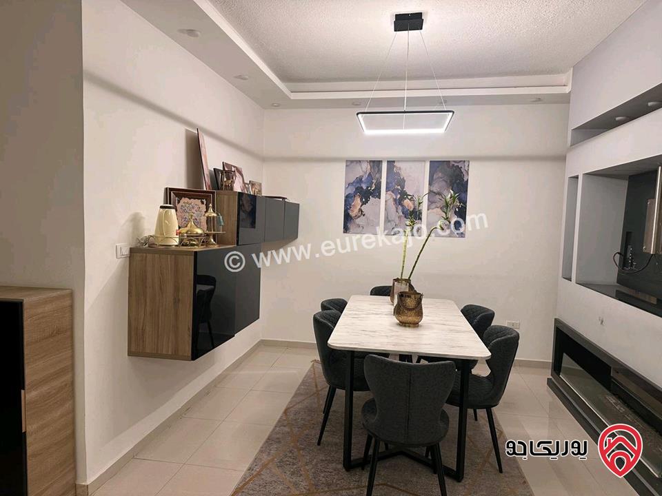 شقة طابق ثالث مساحة 150م للبيع في عمان من المالك مباشرة - للتكرم بعدم تدخل الوسطاء- منطقة الجبيهة خلف ابو سويلم لمواد البناء