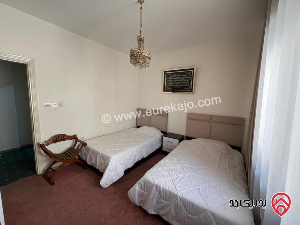 شقة مفروشة مميزة طابق ثالث مساحة 190م للايجار في عمان - الجاردنز