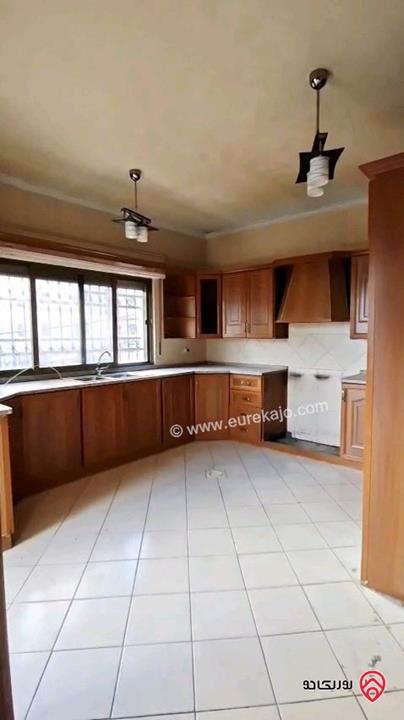 شقة مساحة 165م طابق ثاني للبيع في عمان - ضاحية الرشيد