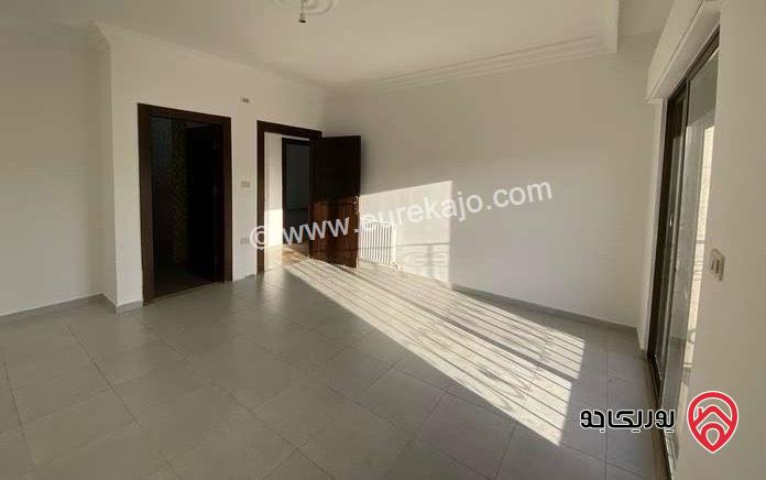 شقة أرضية فاخرة مساحة 190م للايجار في عمان - تلاع العلي 