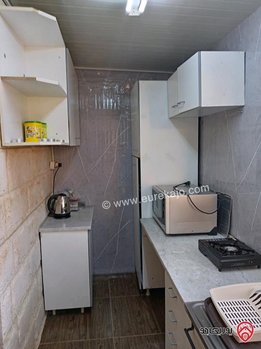 شقة روف مساحة 75م مفروشة للايجار في عمان - الياسمين