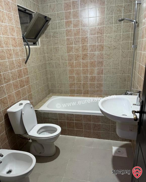 شقة سوبر ديلوكس مساحة 164م داخلي و 120م خارجي للبيع في عمان - حي الصحابة