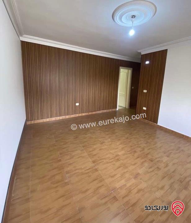 شقة فارغة طابق ثاني مع مصعد مساحة 170م للايجار في عمان - مرج الحمام 