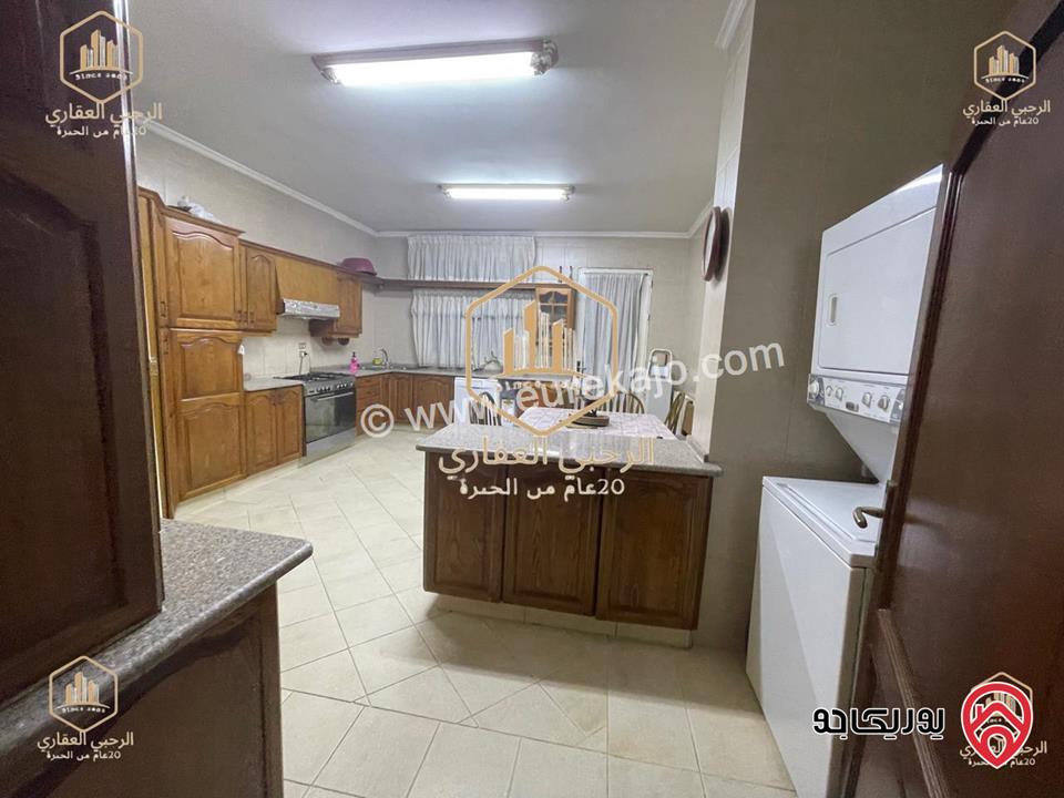 شقة مفروشة ارضية مساحة 240م داخلي و 100م خارجي للايجار في عمان - ضاحية الرشيد 