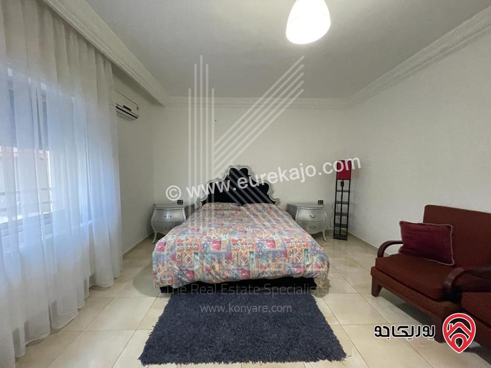 شقة مفروشة طابق ارضي مساحة 238م للايجار في عمان - حي الصحابة