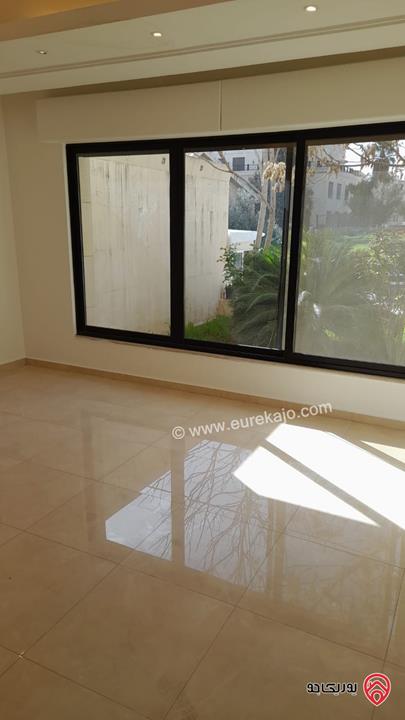 فيلا متلاصقة مساحة 650م على أرض 400م للايجار في عمان - عبدون