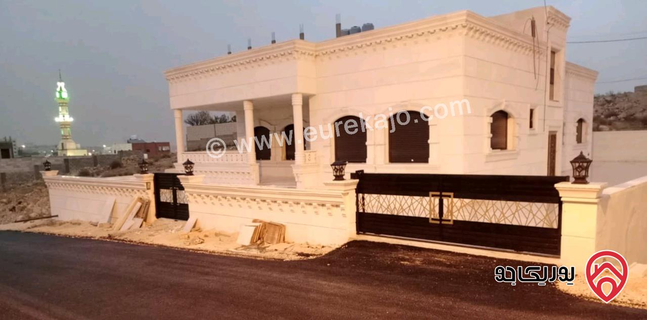 فيلا مستقلة مساحة 235م على أرض 500م للبيع في الزرقاء الجديدة - البتراوي الجنوبي 