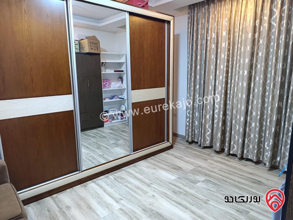 شقة تشطيبات سوبر ديلوكس مساحة 180م داخلي و 120م خارجي بإطلالة مميزة وسعر مغري للبيع في عمّان – ضاحية الياسمين (ربوة عبدون)