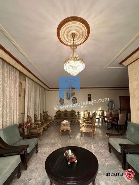 شقة أرضية مميزة للبيع في عمان - الجندويل 208م مع ترس 50م بسعر مغري