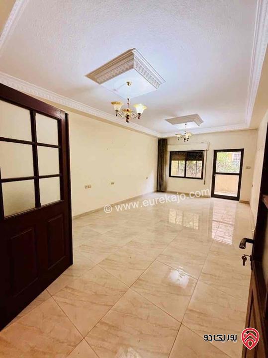 شقة شبه ارضي مساحة 145م داخلي و 105م خارجي للبيع في عمان - عرجان 