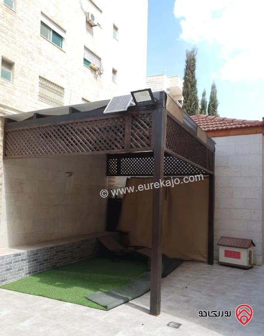 شقة مساحة 220م طابق أرضي للبيع في الجبيهة 