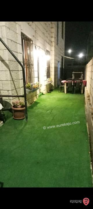 شقة ارضية مساحة 110م للبيع في الزرقاء - شومر