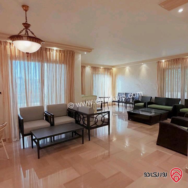 فيلا مساحة 1500م على أرض 760م للبيع في عمان - دابوق