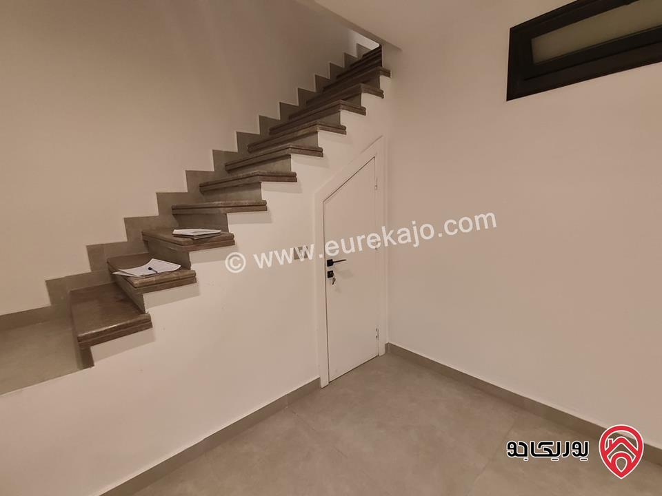  شقق جديدة مساحة 240م للبيع في عمان - حي الصحابة رجم عميش  