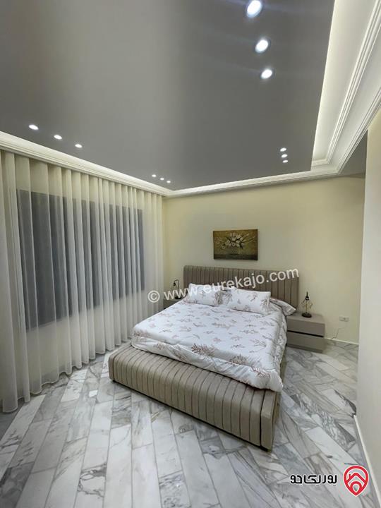 شقة مفروشة طابق ارضي مساحة 100م داخلي و 40م خارجي للايجار في عمان - الجندويل