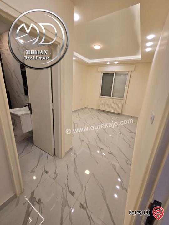 شقة فارغة للايجار في عمان - الرابية مساحة 215م 4 نوم طابق اول تشطيبات سوبر ديلوكس بسعر مميز