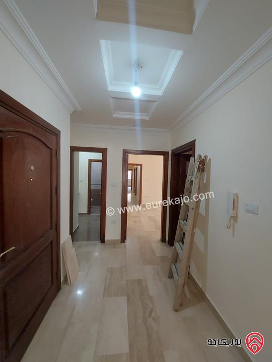 شقة طابق أول مساحة 200م للايجار في عمان - خلدا