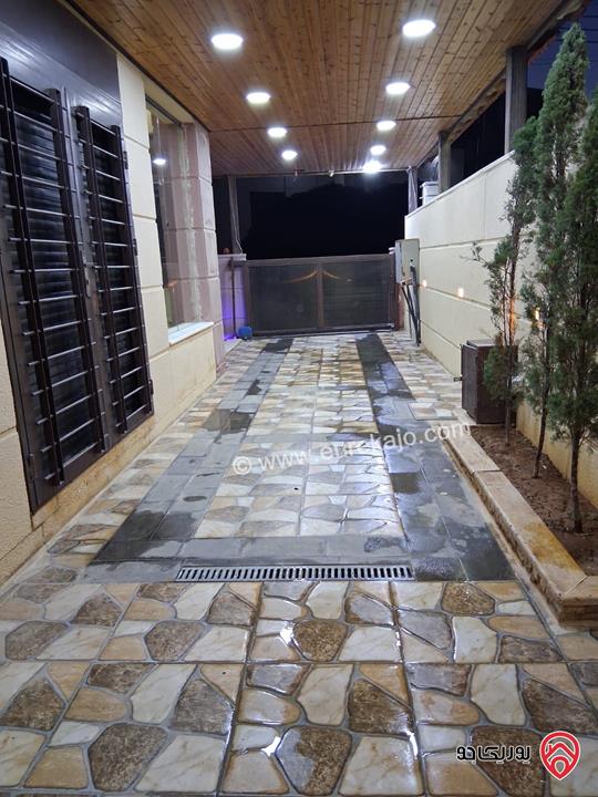 فيلا مساحة 486م على أرض 333م للبيع في عمان - المستندة