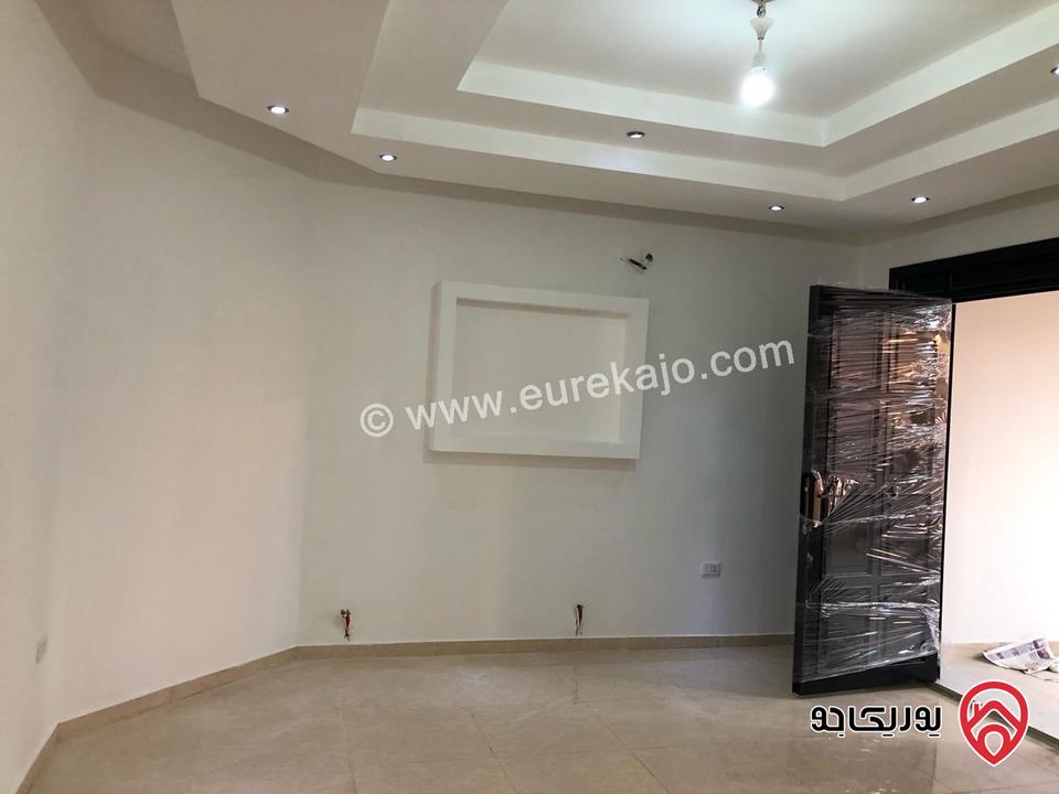 شقة طابق ارضي مساحة 140م داخلي مع ترس 60م للبيع في عمان - شفا بدران 