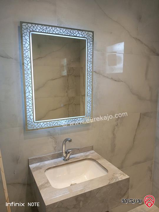 فيلا طابقين مساحة 340م على أرض 319م للبيع في الزرقاء - شومر 