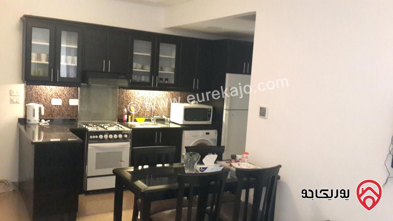 شقة مفروشة طابق ثالث مساحة 85م للايجار في عمان - عبدون قرب منزل السفير الكندي