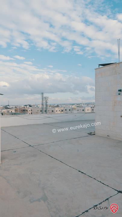 شقة طابق ثالث دوبلكس مساحة 207م للبيع في اربد - الراهبات الوردية