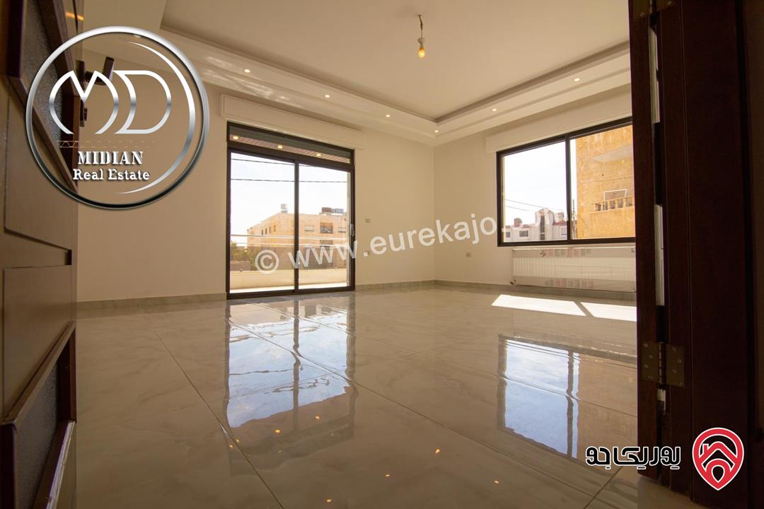 شقق جديدة للبيع في عمان - خلدا العوجانية مساحات 180م تشطيبات و ديكورات سوبر ديلوكس اطلالة جميلة