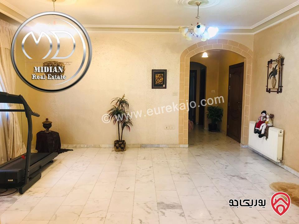 شقة للبيع الدوار السابع طابق اول مساحة 165م تشطيبات سوبر ديلوكس بسعر مميز جداً