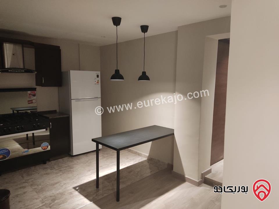 روف مساحته 100م للايجار في عمان - الجندويل