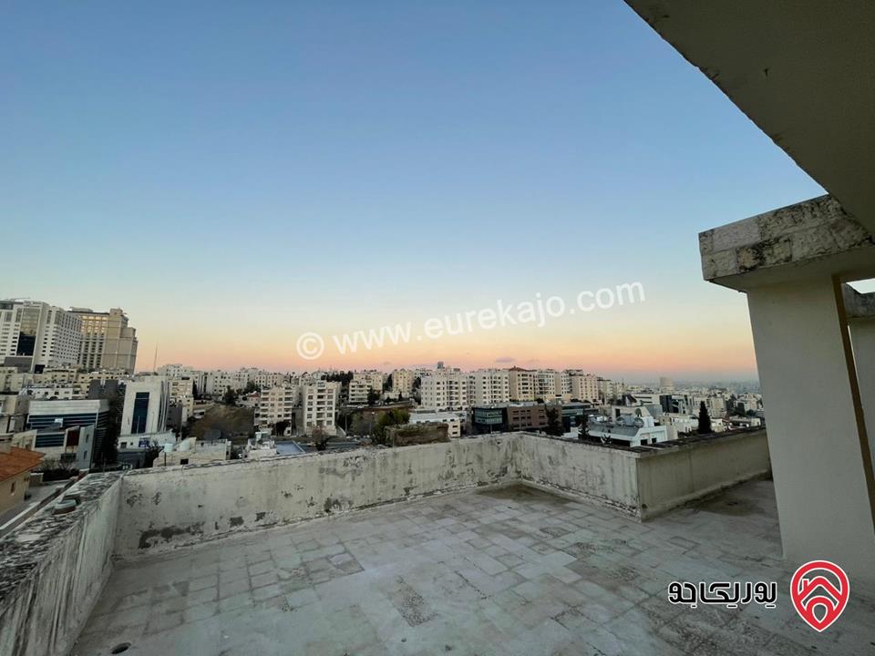 روف فاخر مساحة 460م كلية للبيع في عمان - عبدون