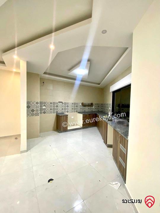 شقة مميزة طابق ثالث مساحة 145م للبيع في عمان - ابو علندا اسكان الكهرباء 