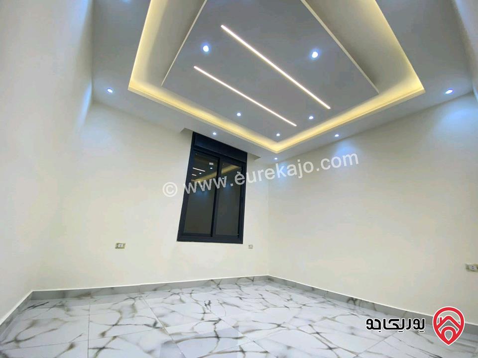 شقة طابق ثالث دوبلكس مساحة 198م للبيع في عمان - ابو نصير