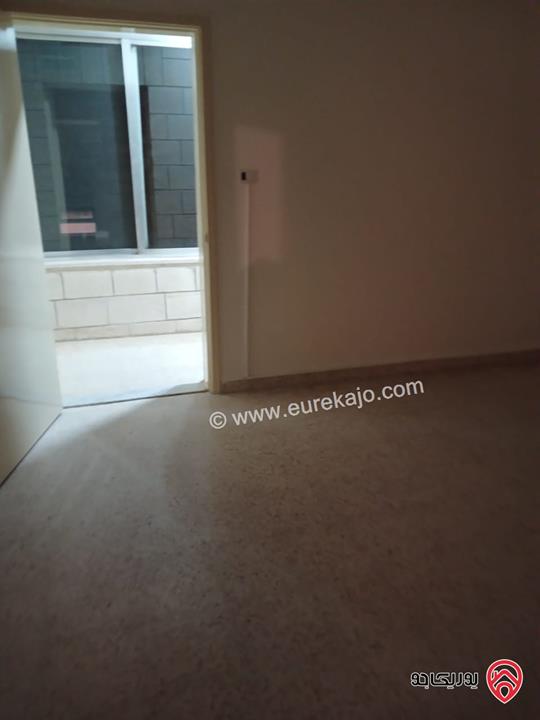 شقة مساحة 140م طابق ثالث للإيجار في عمان -  شارع المدينة المنورة 