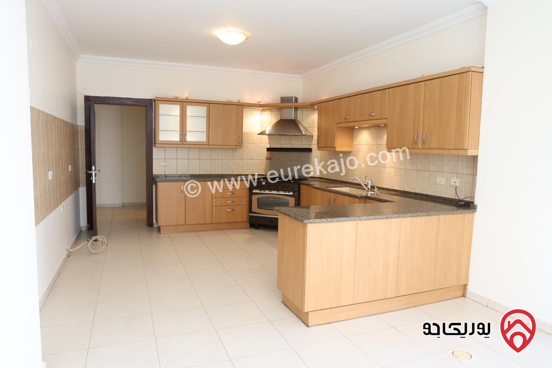 شقة فاخرة مساحة 380م للبيع في عمان - الصويفية