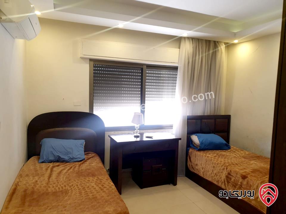 شقة طابق ثاني مساحة 200م للإيجار مفروشة في عمان - أم أذينة